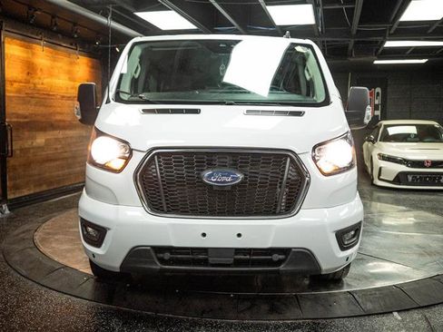 Used 2024 Ford Transit 350 XLT image 4