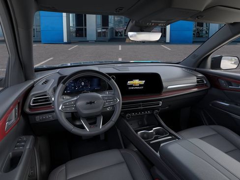New 2026 Chevrolet Traverse Z71 w/ Enhanced Driving Package AWD/4WD image 15