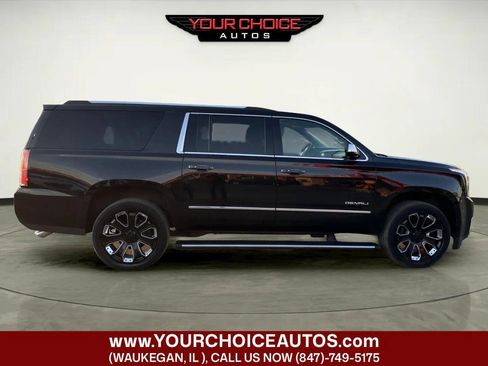 Used 2018 GMC Yukon XL Denali w/ Denali Ultimate Package AWD/4WD image 2