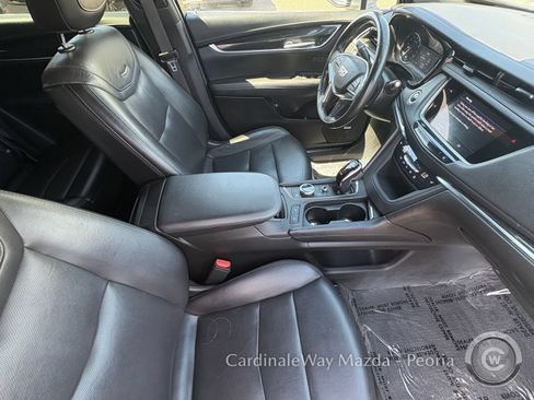 Used 2022 Cadillac XT5 Premium Luxury FWD image 14