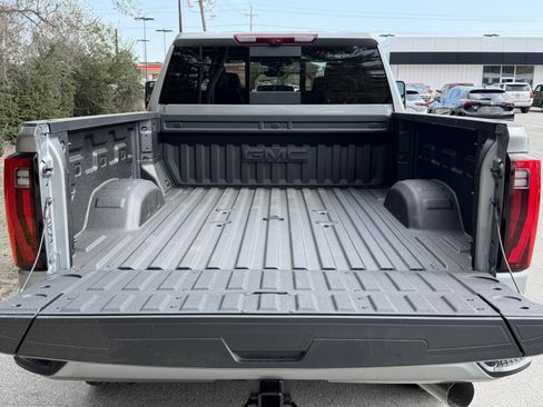 New 2026 GMC Sierra 2500 Denali w/ Denali Reserve Package AWD/4WD image 6