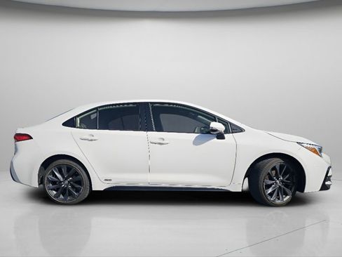 Used 2023 Toyota Corolla SE w/ Carpet Mat Package (TMS) AWD/4WD image 24