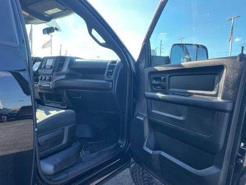Used 2022 RAM 2500 Tradesman image 36