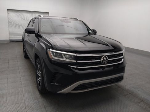 Used 2020 Volkswagen Atlas Cross Sport SEL Premium AWD/4WD image 14
