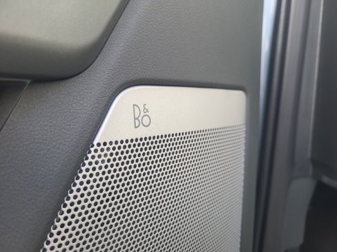 Certified 2025 Ford F350 Lariat w/ Black Appearance Package image 28