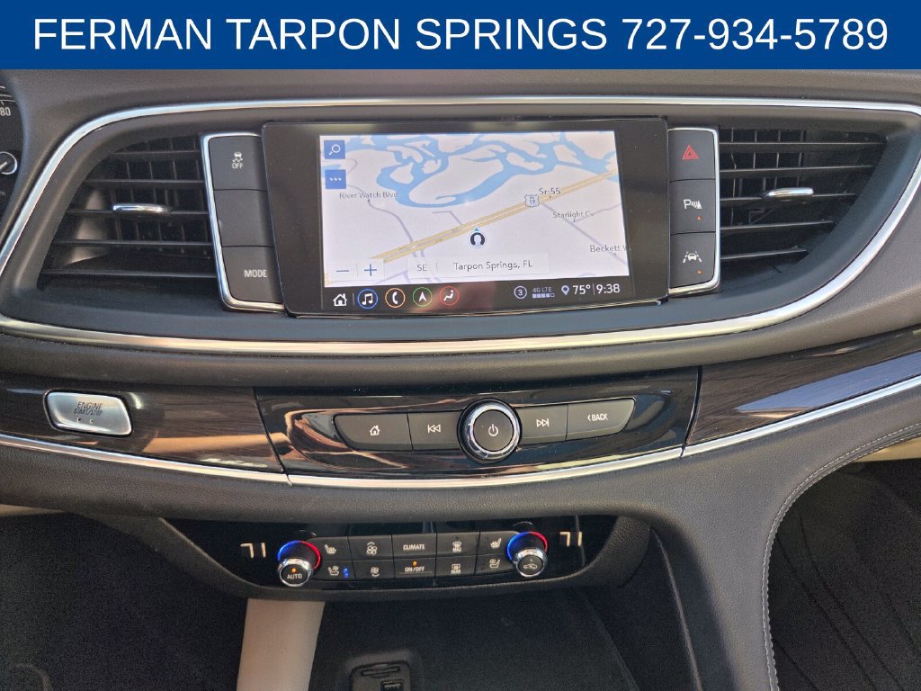 Used 2020 Buick Enclave Premium w/ Sun and Sites Package FWD image 22