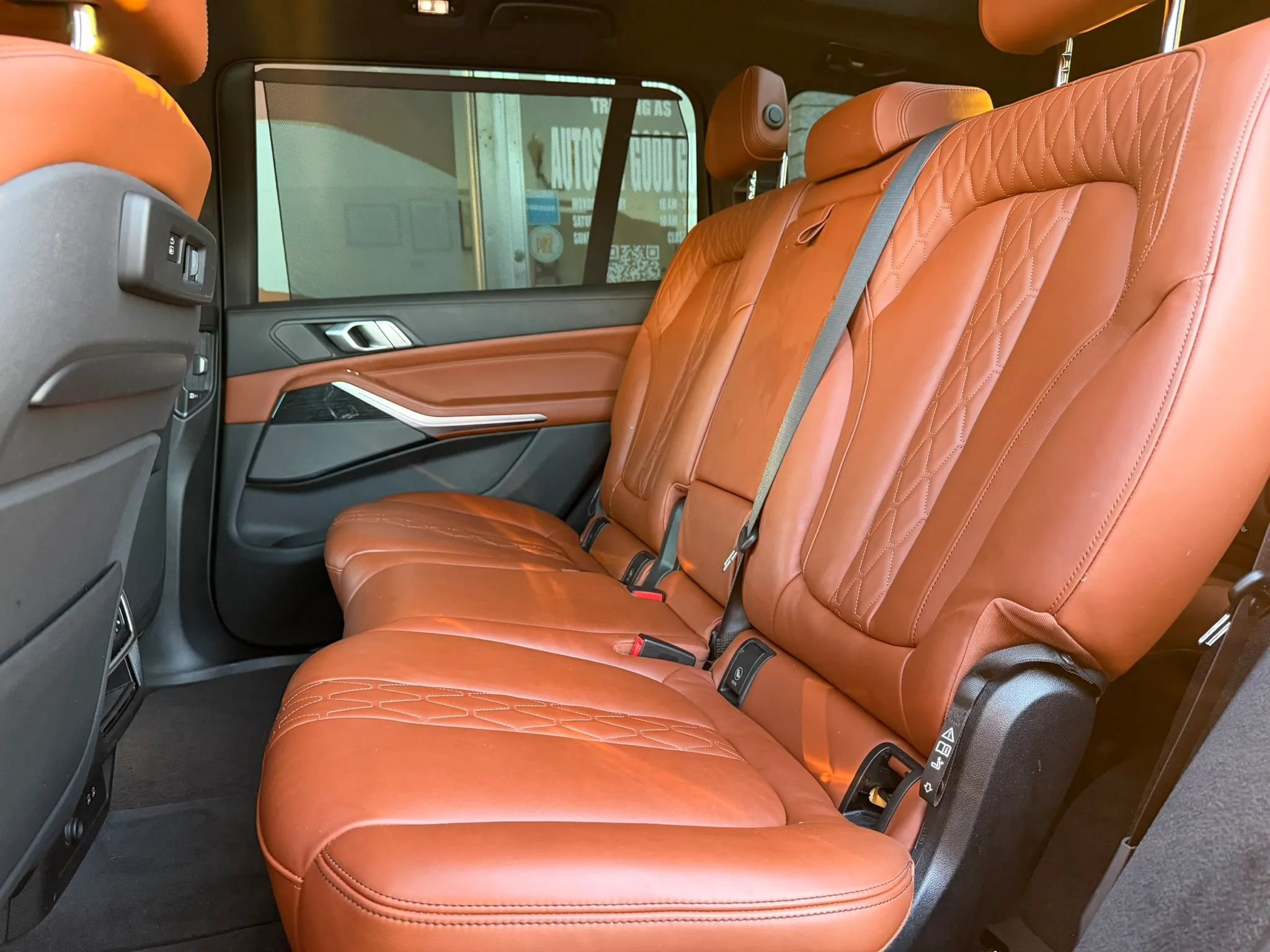 Used 2019 BMW X7 xDrive50i w/ M Sport Package AWD/4WD image 11