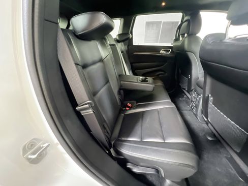 Used 2022 Jeep Grand Cherokee Limited image 27