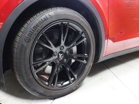 Used 2023 Tesla Model Y Long Range image 7