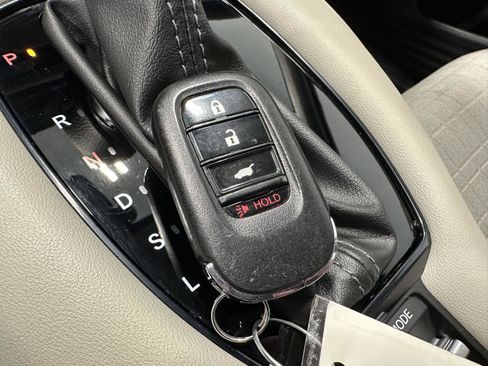 Certified 2024 Honda HR-V LX image 25