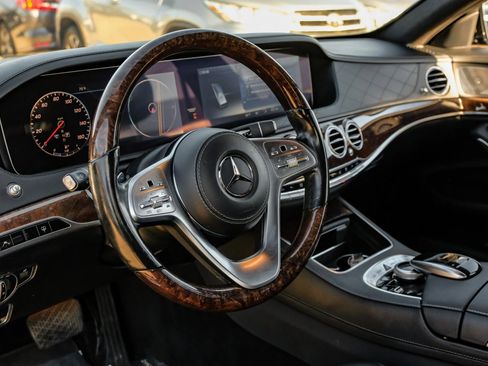 Used 2019 Mercedes-Benz S 560 S 560 4MATIC Sedan 4D image 22