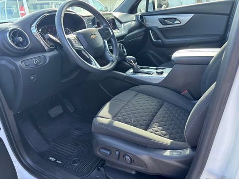 Used 2022 Chevrolet Blazer LT FWD image 8