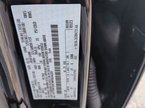 Used 2021 Ford F150 Lariat image 34