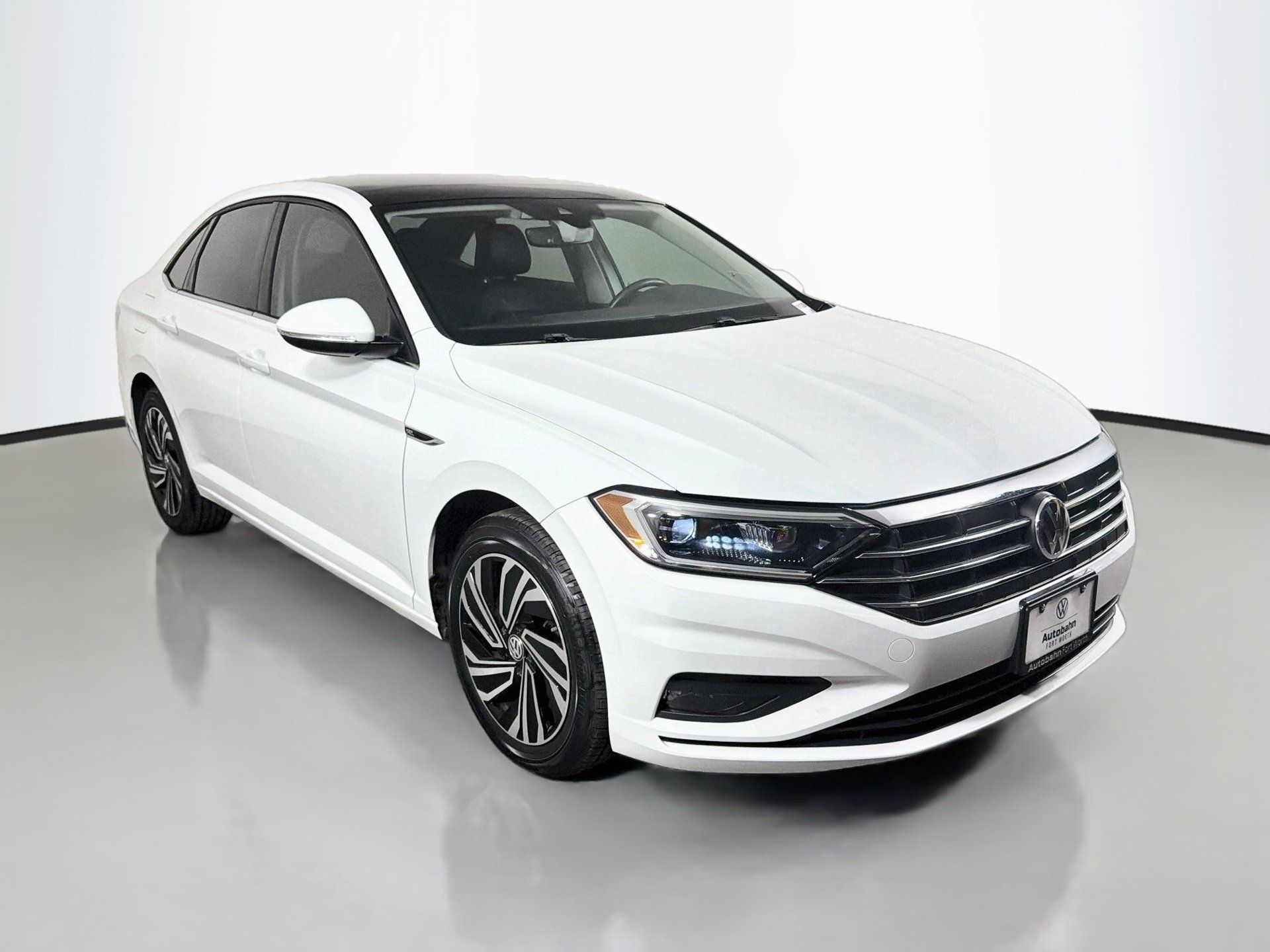 Used 2020 Volkswagen Jetta SEL Premium FWD image 3