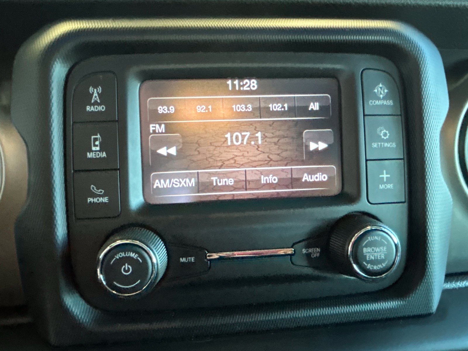 Used 2020 Jeep Wrangler Unlimited Sport S AWD/4WD image 30