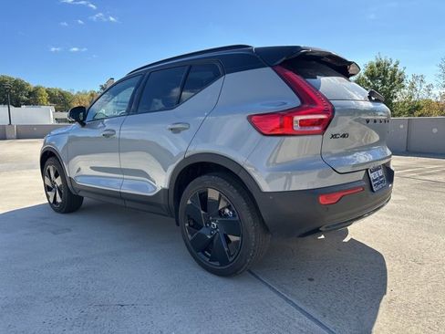 New 2026 Volvo XC40 B5 Ultra w/ Climate Package image 5