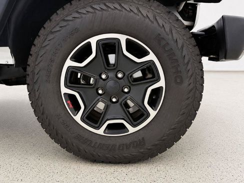 Used 2017 Jeep Wrangler Unlimited Sport w/ Quick Order Package 24S AWD/4WD image 27