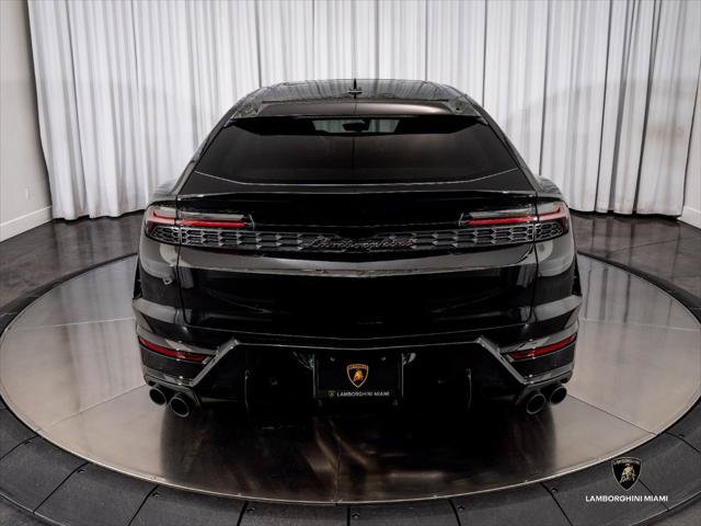 Used 2025 Lamborghini Urus SE AWD/4WD image 12
