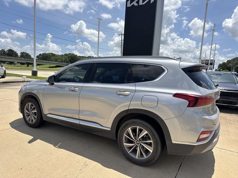 Used 2020 Hyundai Santa Fe SEL w/ Convenience Package FWD image 24