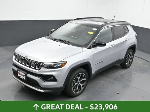Used 2025 Jeep Compass Limited AWD/4WD image 43