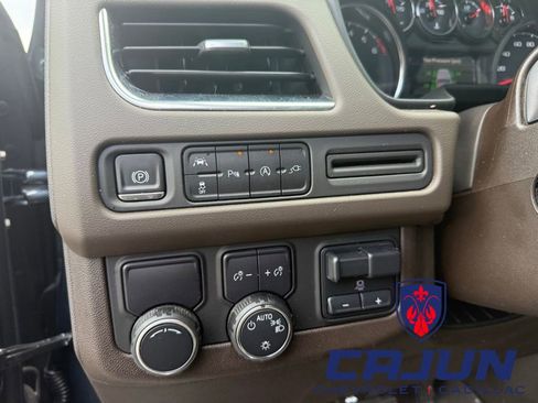 Used 2021 Chevrolet Tahoe LT w/ LT Signature Package RWD image 14