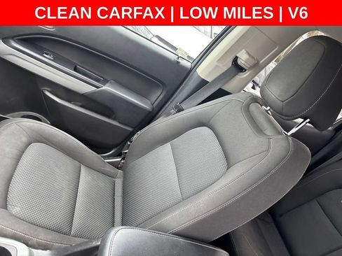 Used 2017 Chevrolet Colorado LT w/ LT Convenience Package RWD image 15
