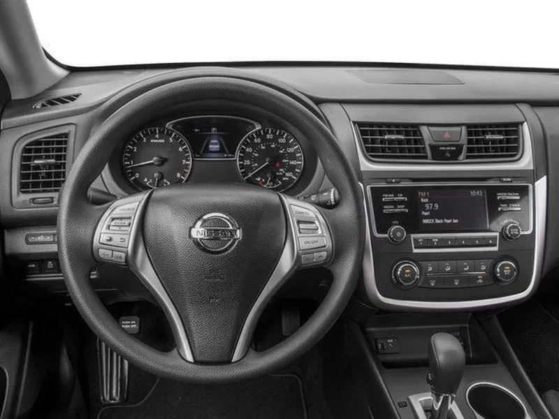 Used 2017 Nissan Altima 2.5 S w/ Power Driver Seat Package FWD image 10