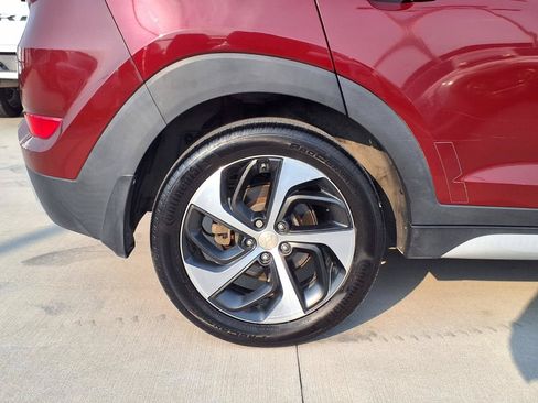 Used 2018 Hyundai Tucson Sport FWD image 9