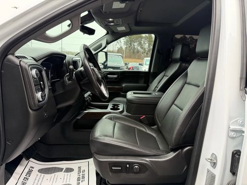 Used 2020 GMC Sierra 3500 SLT image 5