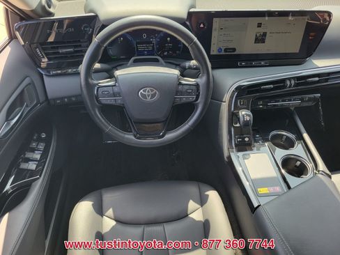 Used 2024 Toyota Mirai w/ Advanced Technology Package RWD image 12