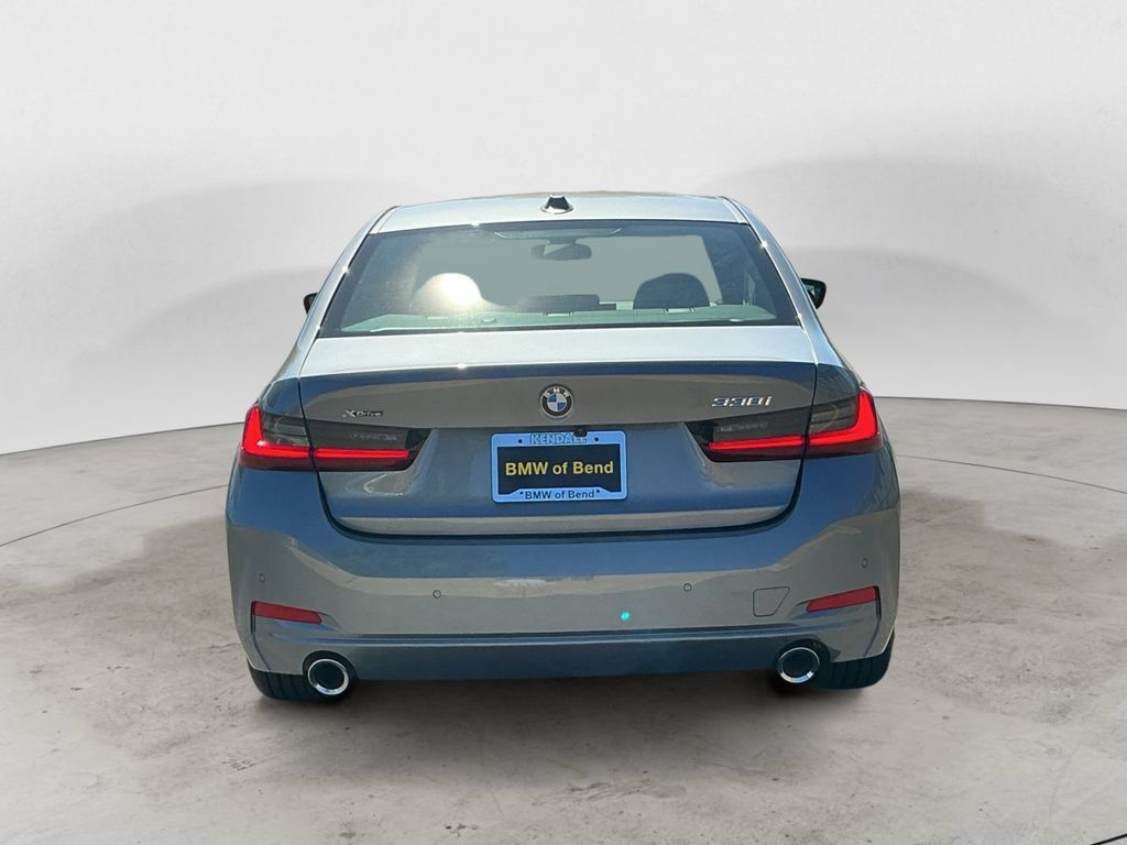 Used 2024 BMW 330i xDrive Sedan w/ Premium Package AWD/4WD image 6