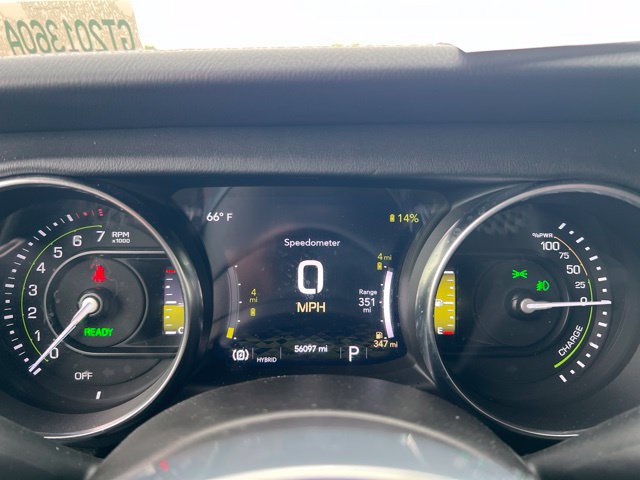 Used 2023 Jeep Wrangler Unlimited Sahara w/ Cold Weather Group AWD/4WD image 19