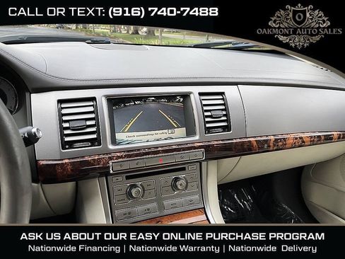 Used 2010 Jaguar XF Premium RWD image 21