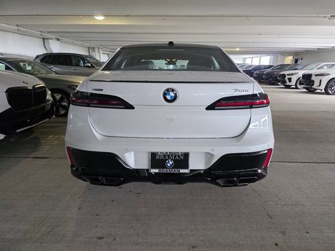 New 2026 BMW 760i xDrive w/ Executive Package AWD/4WD image 5
