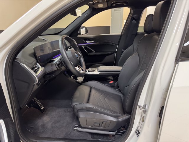 Used 2025 BMW X1 xDrive28i AWD/4WD image 8