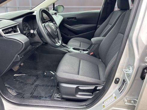 Used 2024 Toyota Corolla LE FWD image 10