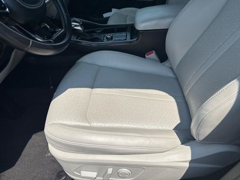 Used 2021 Kia Sorento S FWD image 11