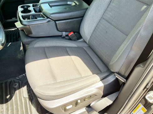 Used 2024 Chevrolet Silverado 1500 LT AWD/4WD image 18