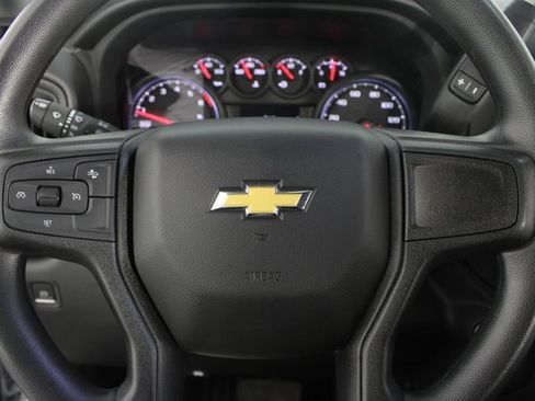 Used 2024 Chevrolet Silverado 1500 Custom image 12