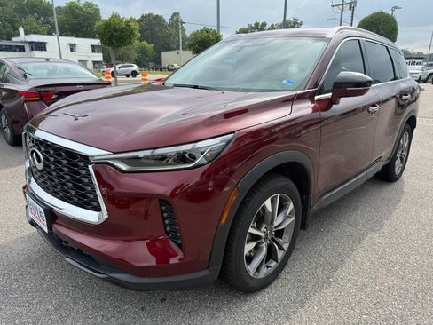 Used 2023 INFINITI QX60 Luxe AWD/4WD image 3