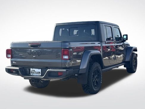 Used 2022 Jeep Gladiator Sport image 7