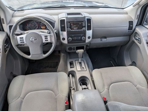 Used 2017 Nissan Frontier SV RWD image 25