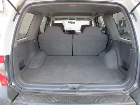 Used 2000 Nissan Xterra XE image 25