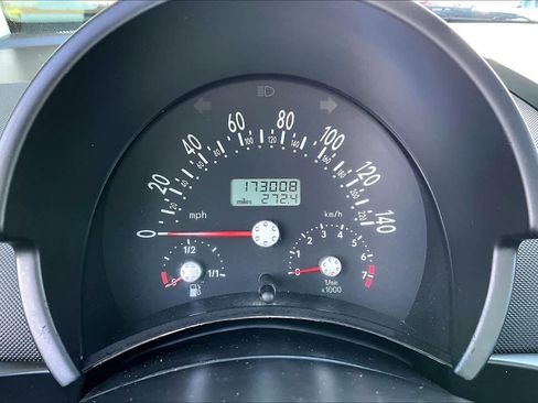 Used 2003 Volkswagen Beetle GL image 22