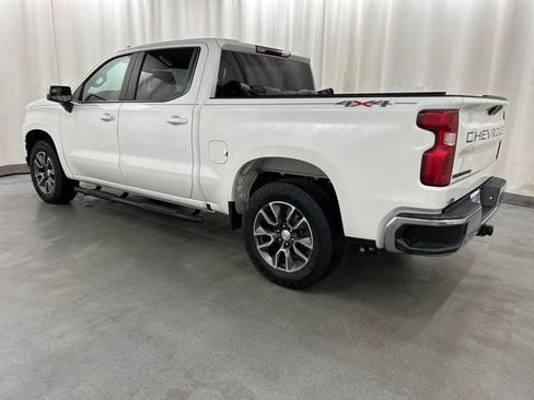 Used 2021 Chevrolet Silverado 1500 LT w/ LPO, Dark Essentials Package AWD/4WD image 3