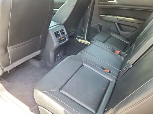 Used 2018 Volkswagen Atlas SE AWD/4WD image 9
