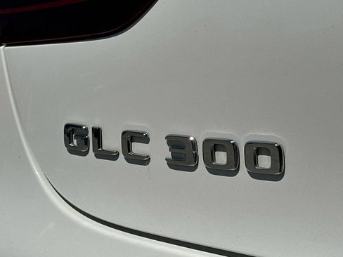 Used 2022 Mercedes-Benz GLC 300 4MATIC Coupe image 39
