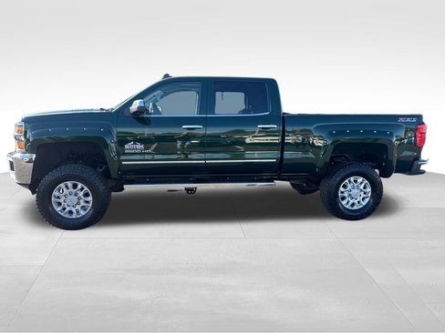 Used 2015 Chevrolet Silverado 2500 LTZ w/ Duramax Plus Package AWD/4WD image 2