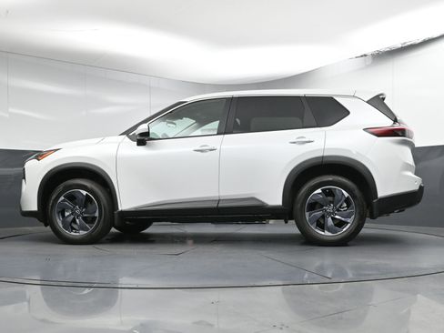 New 2026 Nissan Rogue SV image 29