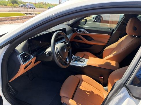 Used 2023 BMW i4 eDrive35 w/ Premium Package RWD image 8